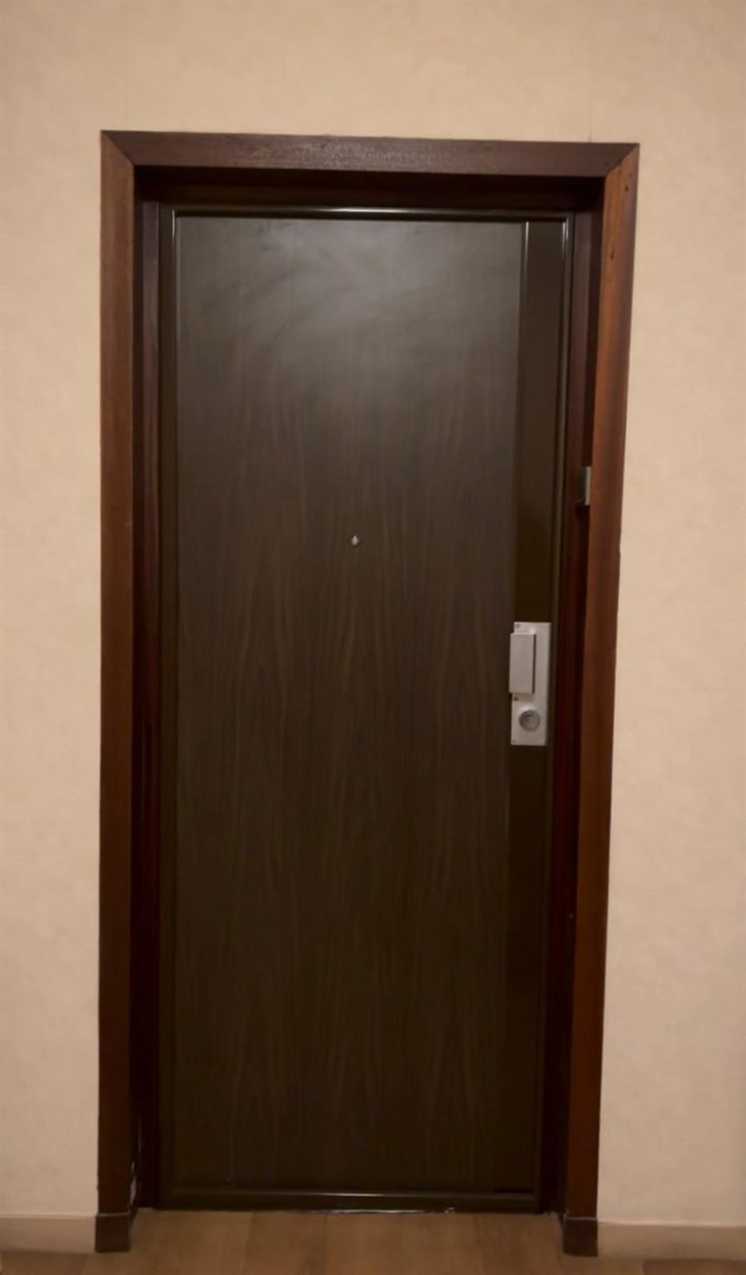 Porte blindée en bois